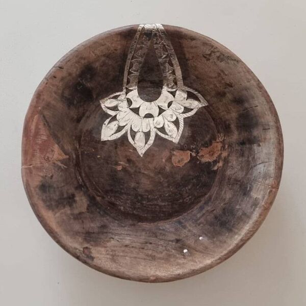 Ancien parat / plateau Indien en bois.