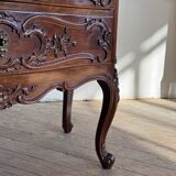 Petite commode de style Louis XV en chêne massif fin XIXème