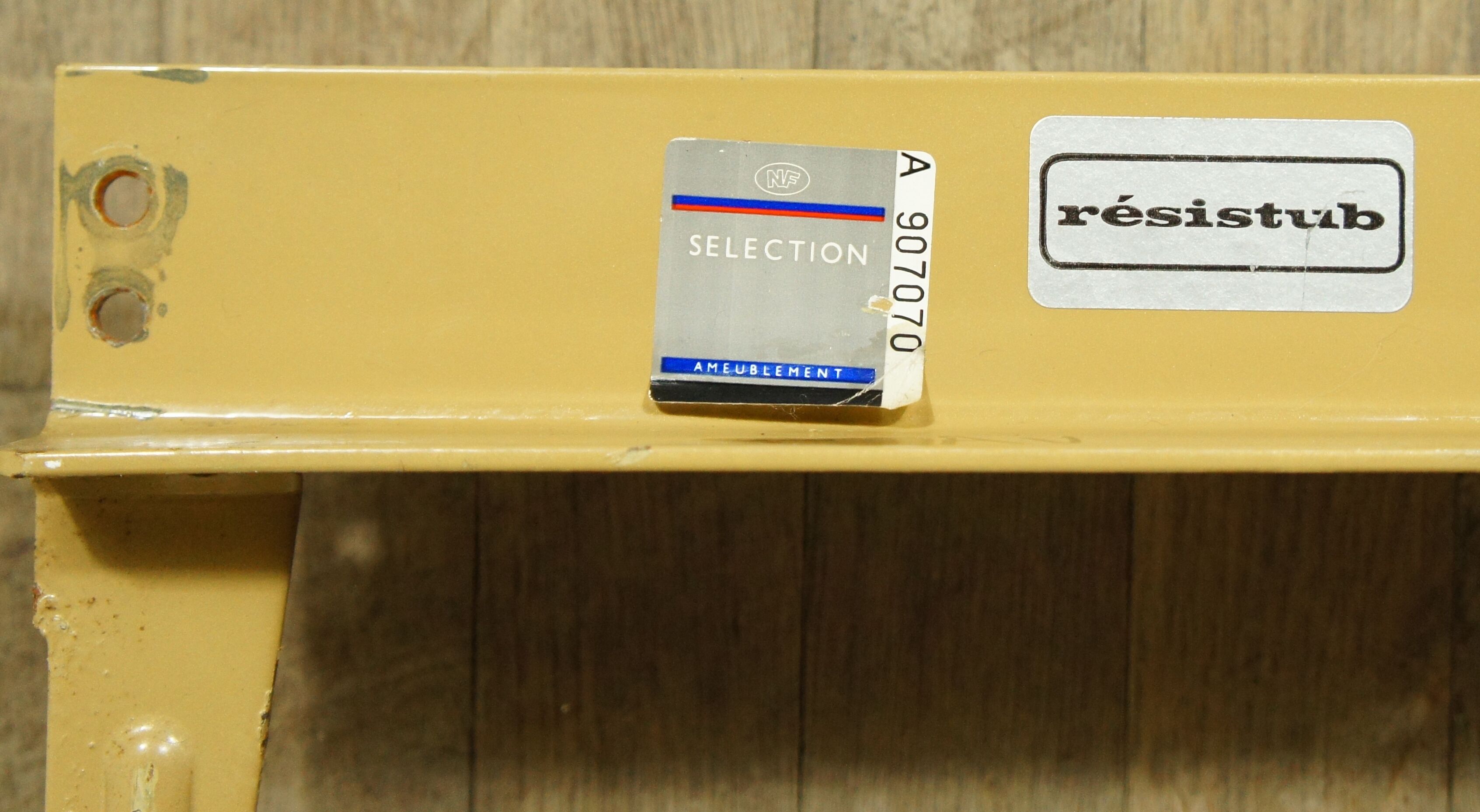 Hollywood Regency bed in gilded metal, circa 1970