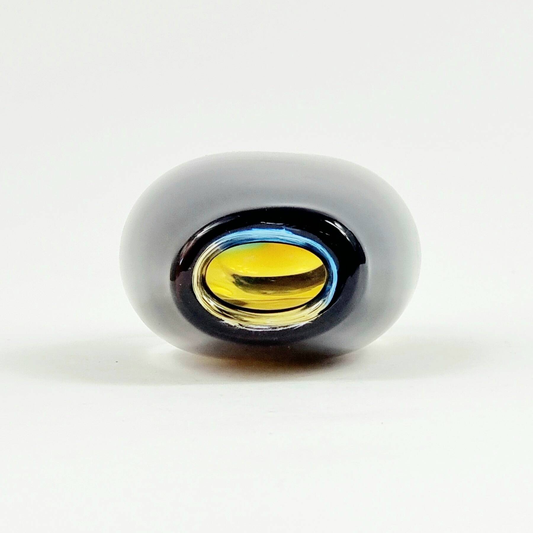 Mid-Century Art Glass Vase by Vicke Lindstrand for Kosta, Sweden, 1970s