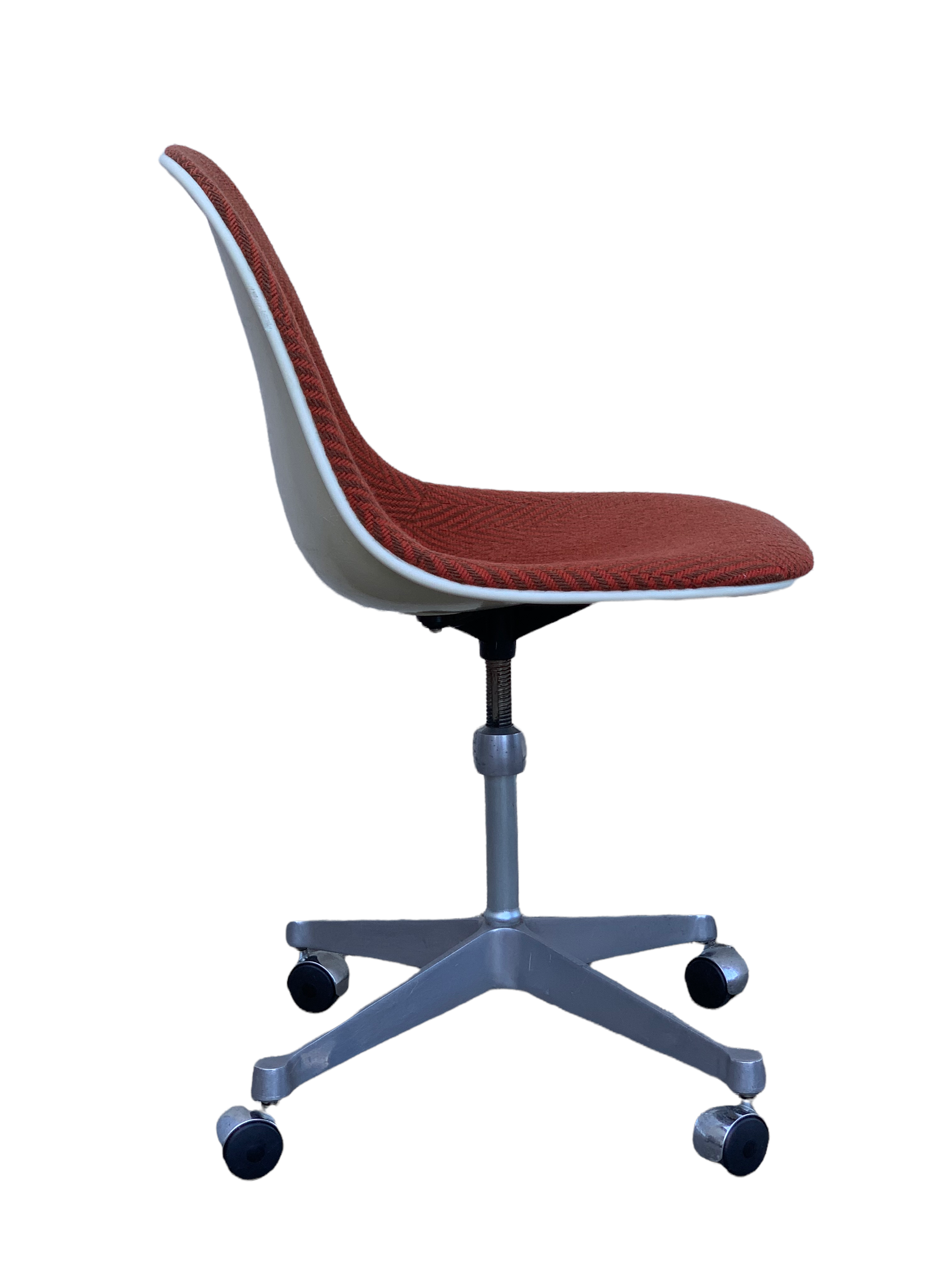 Charles and Ray Eames' office chair for Herman Miller 1960