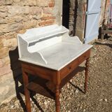 Hairdresser Louis Philippe white marble