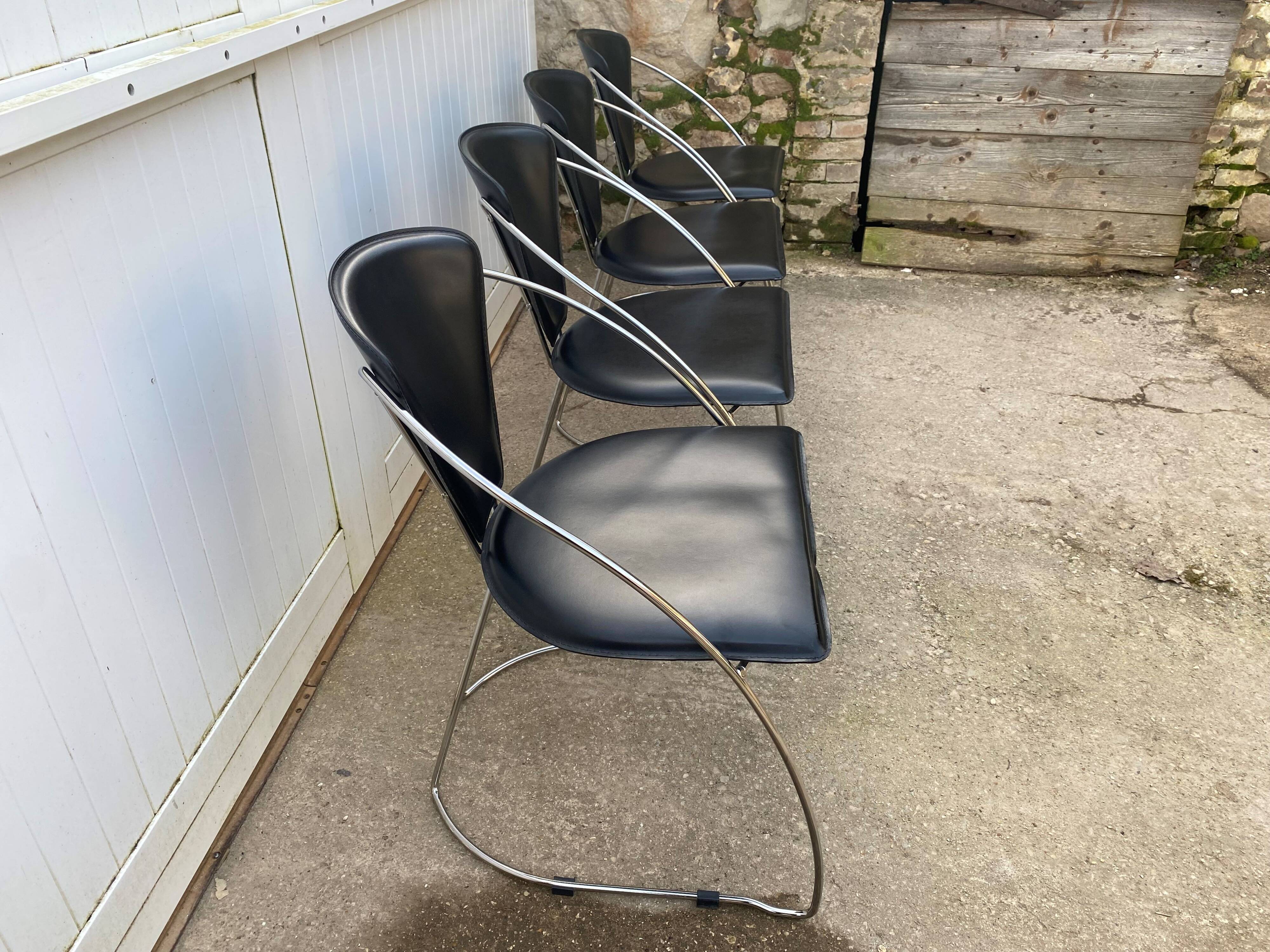 4 Linda armchairs by Arrben in black leather and chrome steel, 1980