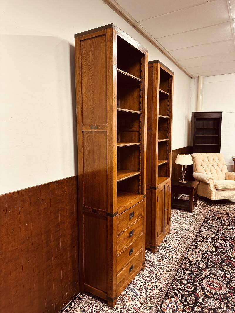 Classic English Eichholtz Bookcase