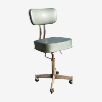 Industrial office chair in green skaï