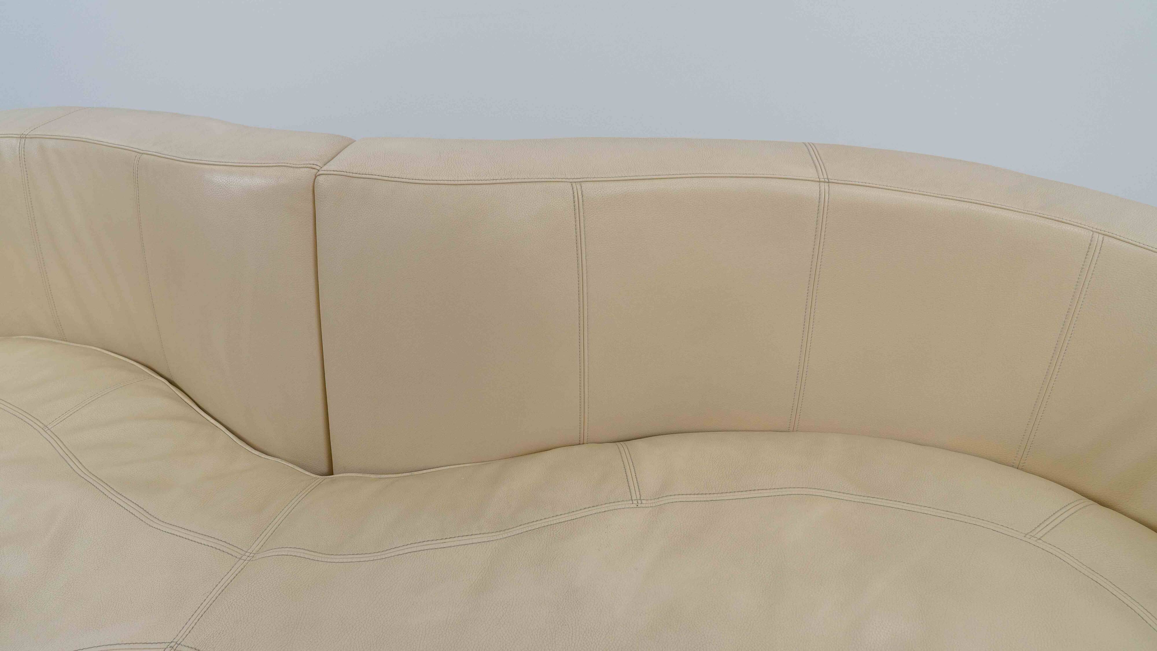 BRETZ Eves Island Creme, 4-Seater Sofa in Leather