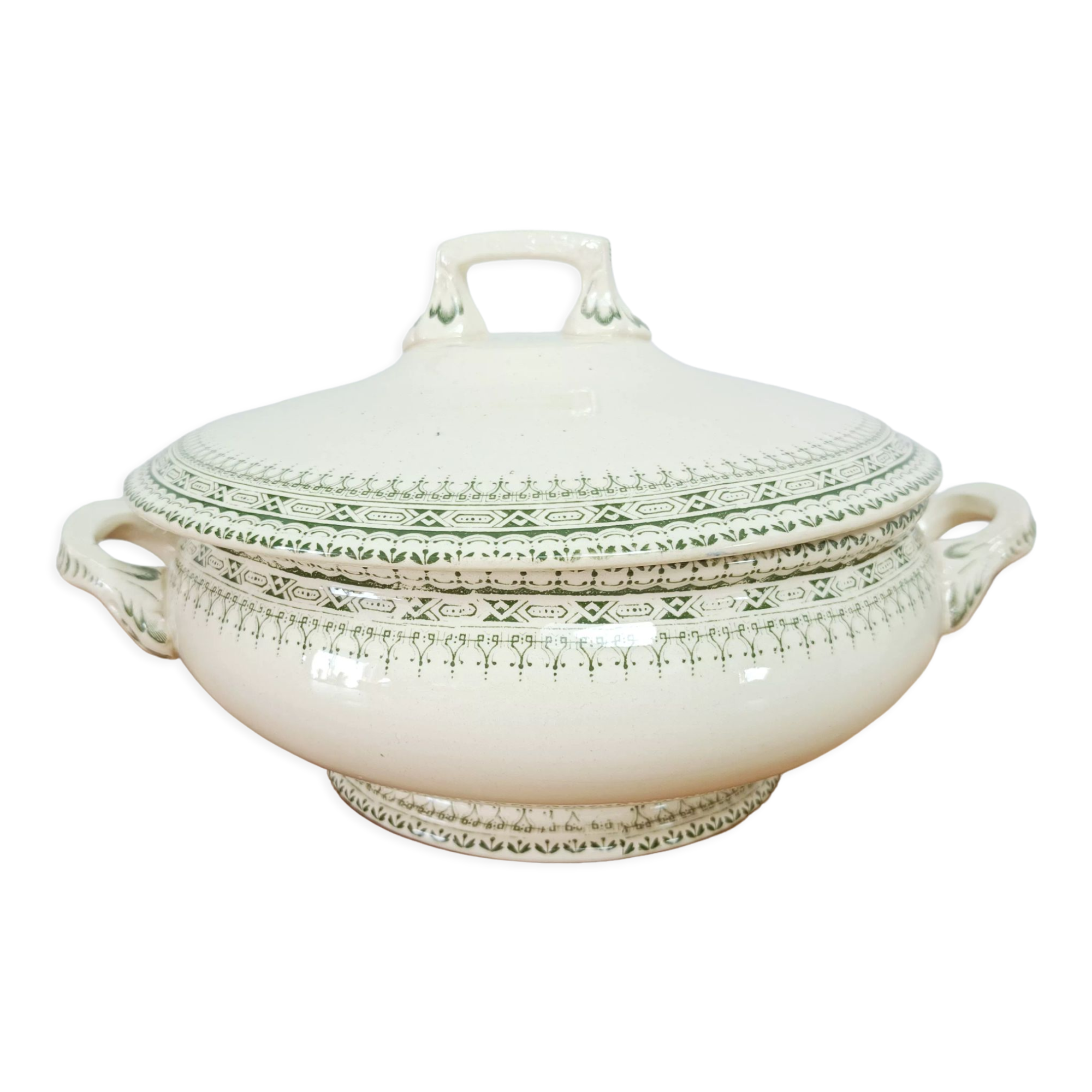 Choisy le Roi iron clay soup tureen, HB & Cie, Arles