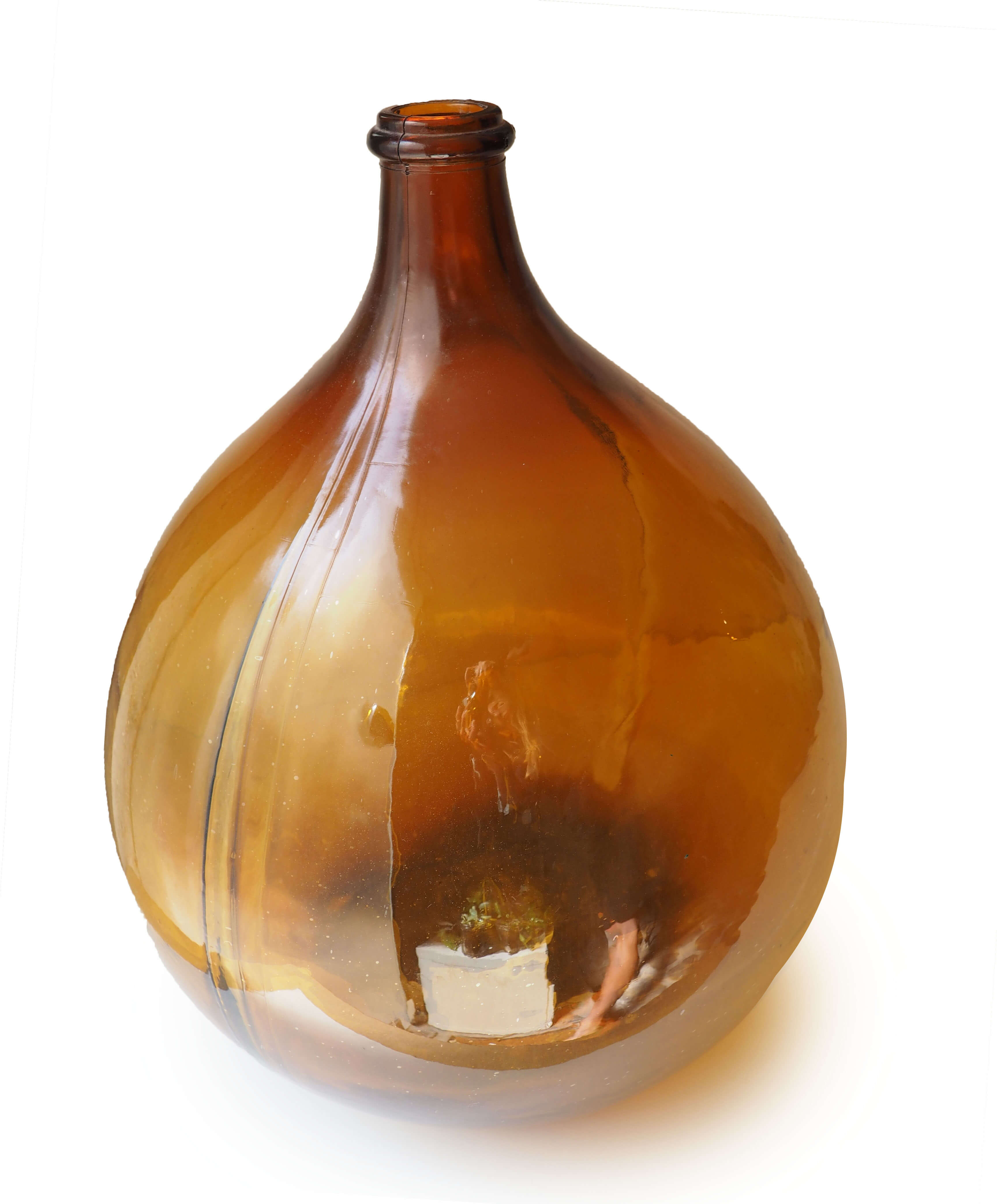 Demijohn amber