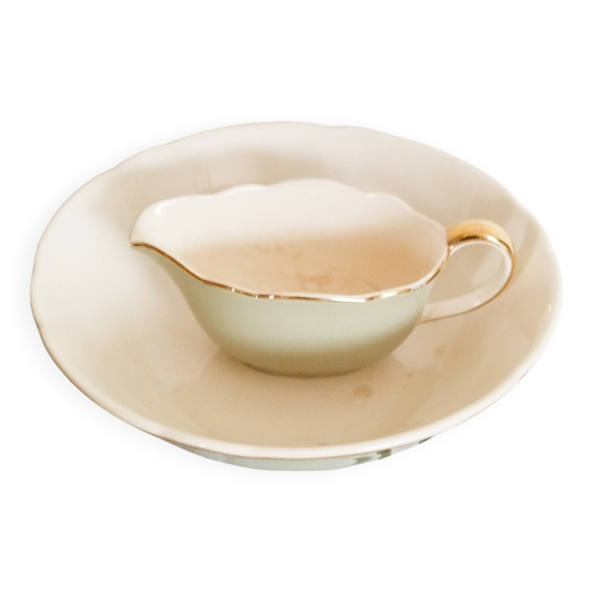 Villeroy and Boch porcelain salad bowl and sauce boat