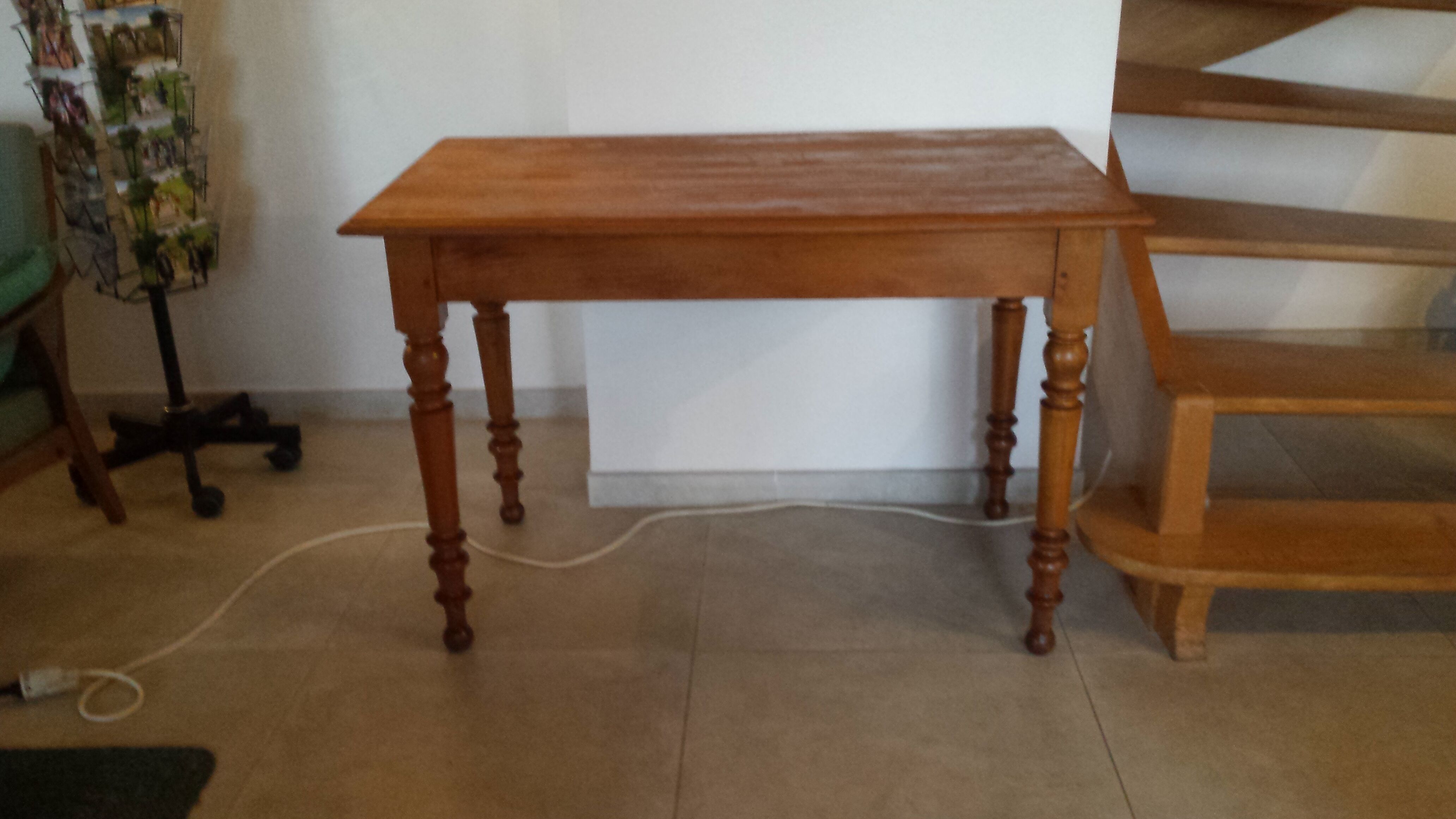 Farmhouse table, bistro