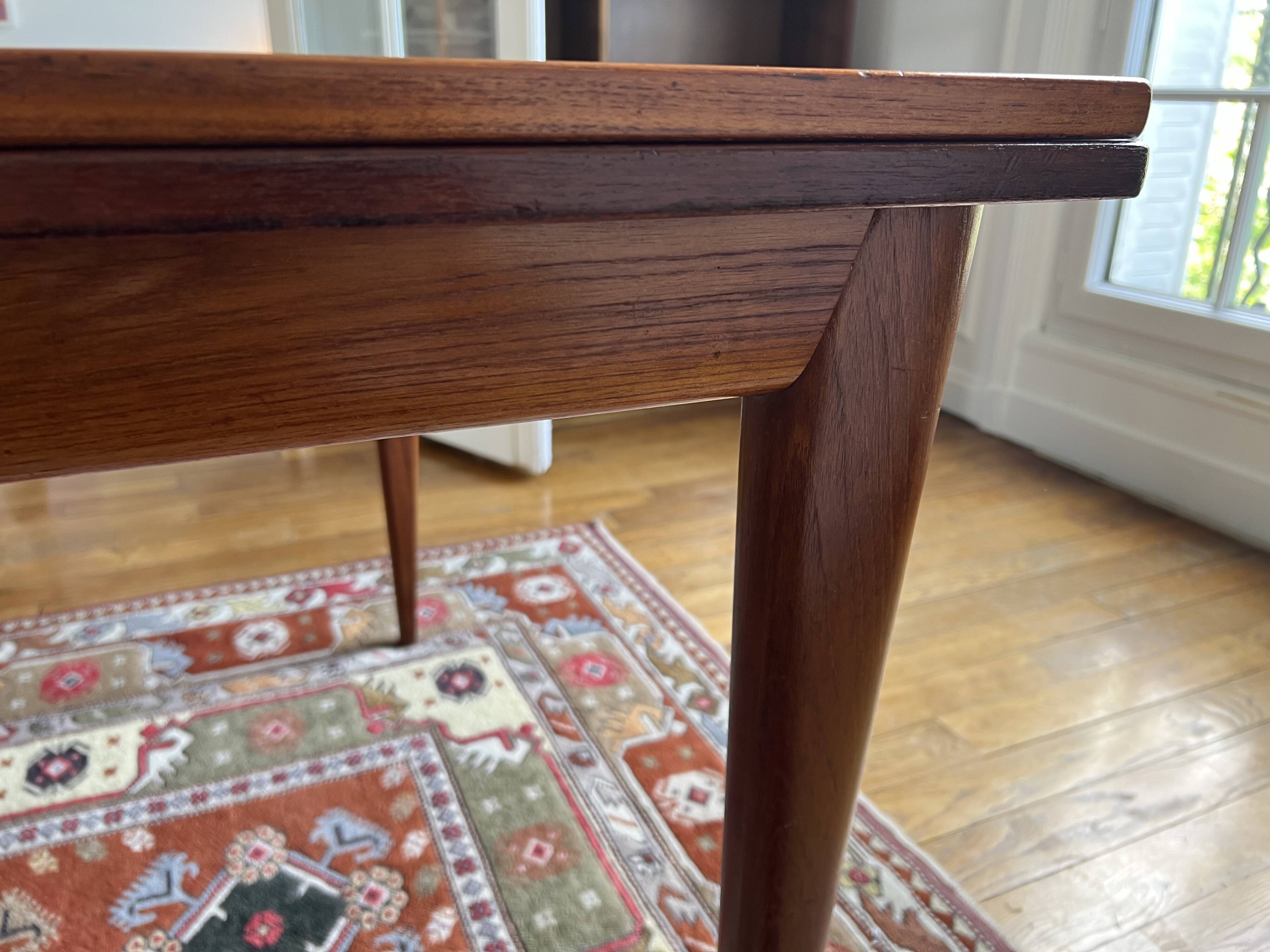 Table à manger danoise en teck, extensible