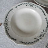 4 assiettes semi creuses terre de fer Longchamp