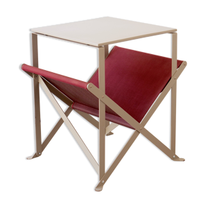 Table d'appoint range