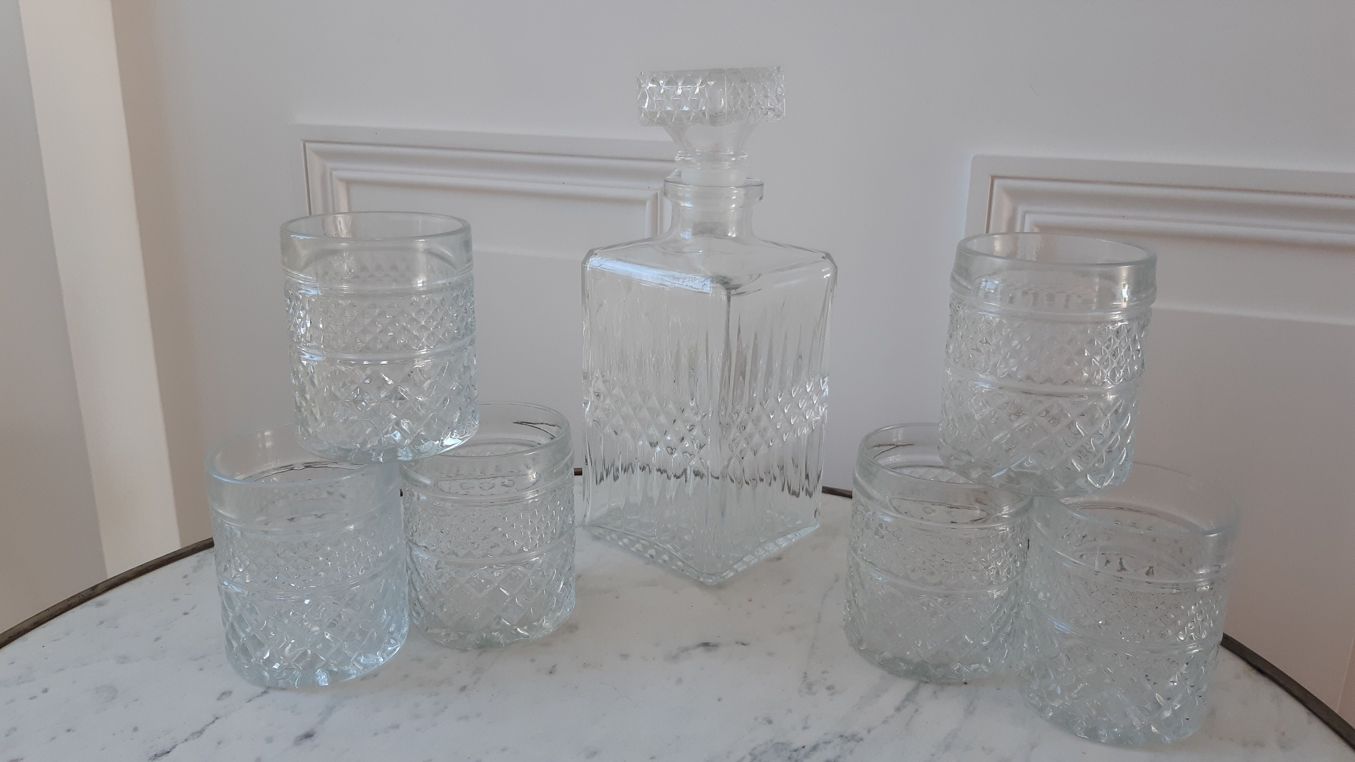 Set carafe and 6 whisky glasses years 60-70