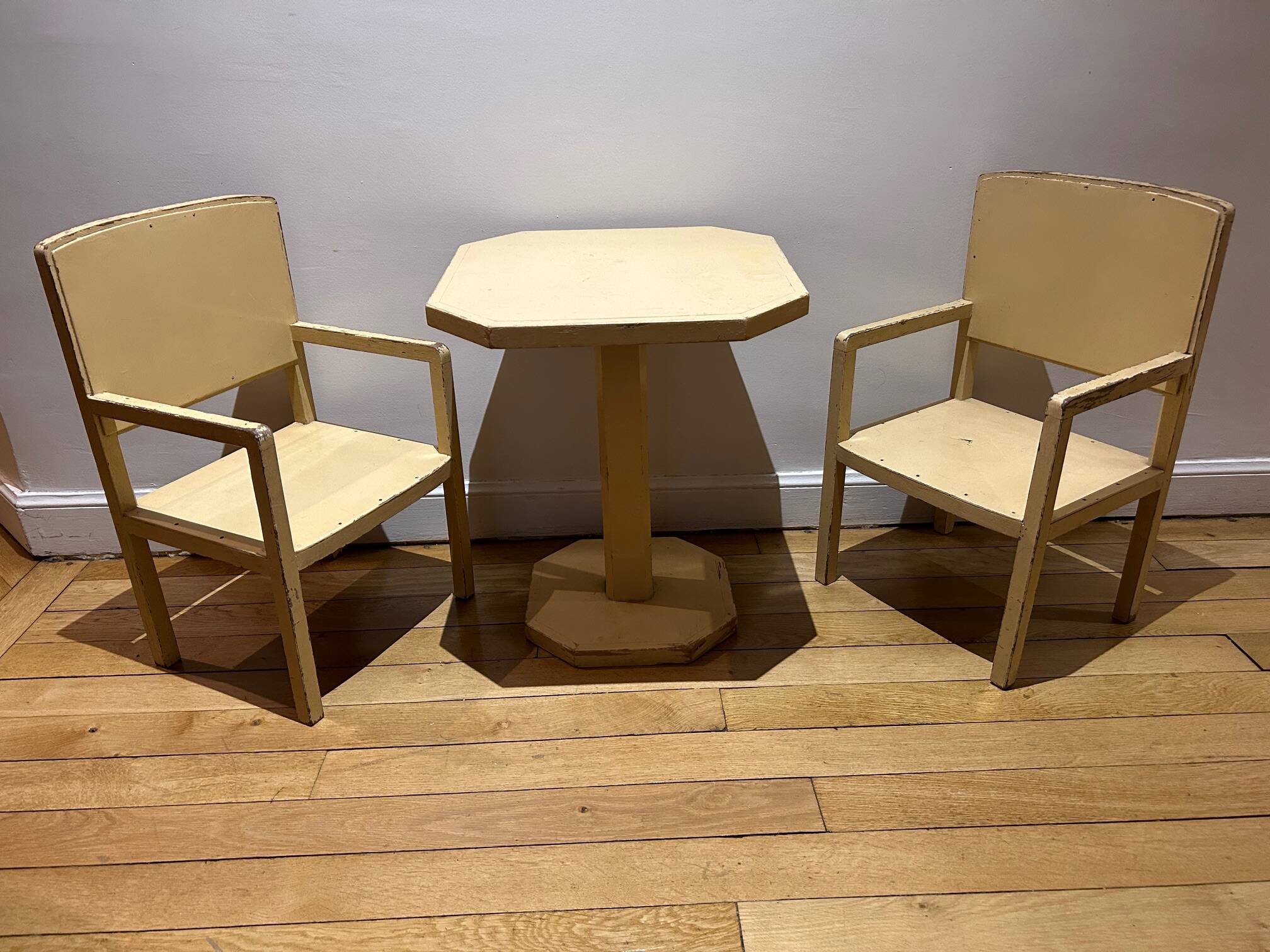 art deco children's living room