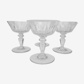 4 Coupes à champagne en cristal de baccarat, modèle picadilly