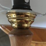 Tripod tablet lamppost