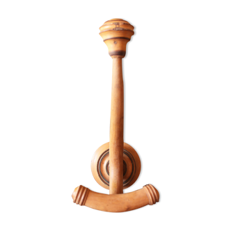 Double wood hook ball hook