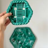 Trio dessous de plat et dessous de bouteilles barbotine art deco
