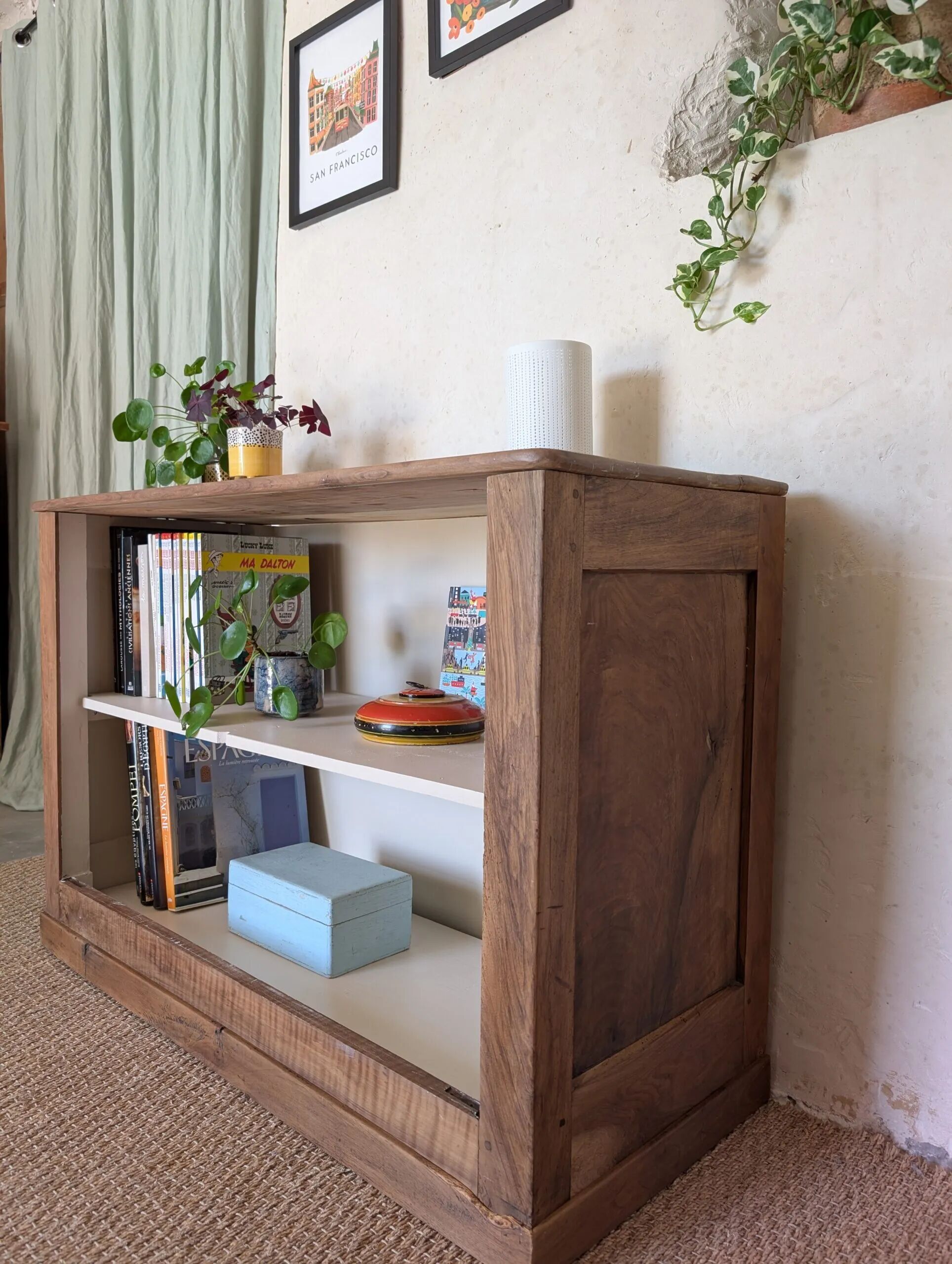 Antique walnut sideboard – Console, bathroom cabinet or kitchen sideboard
