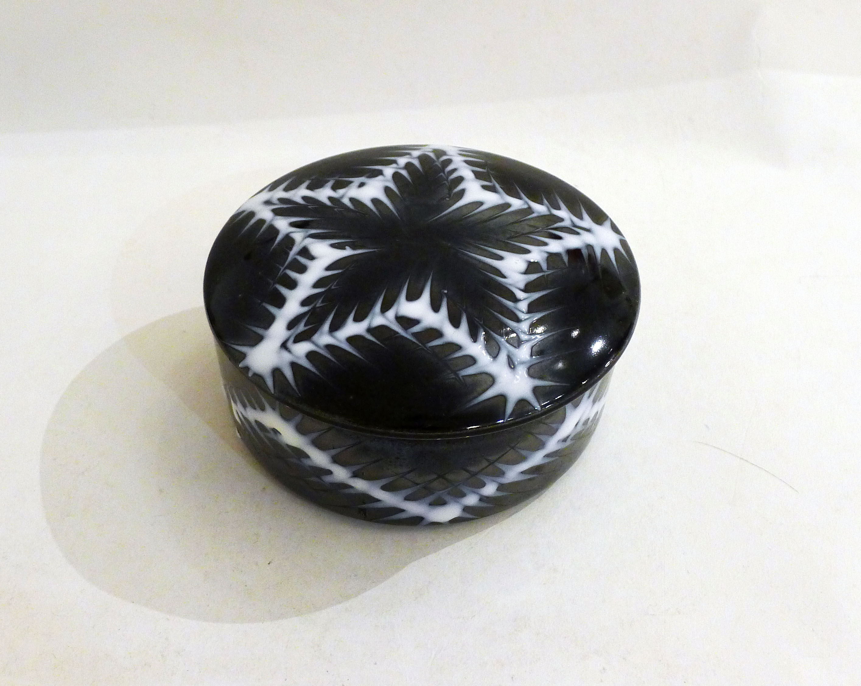 Earthenware star box