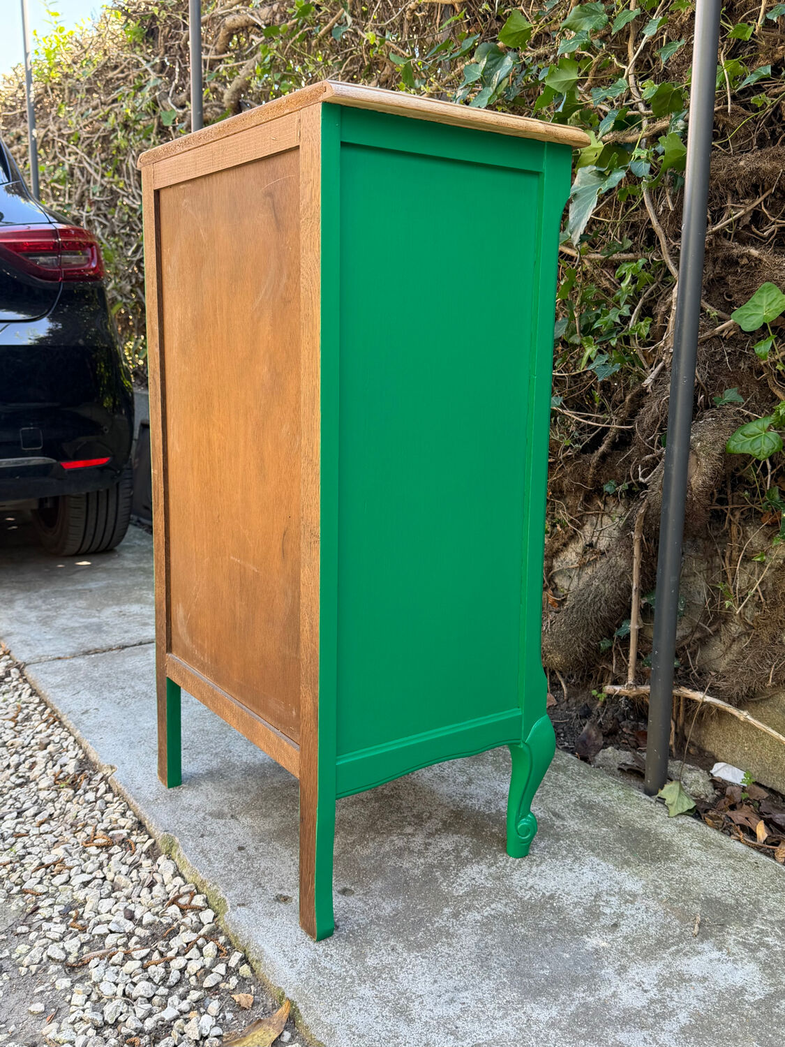 Vintage green oak chest of drawers from the 1960s.