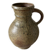 Great ceramic vase from the 70s with a very nice shape.