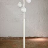 Floor lamp with three opaline balls