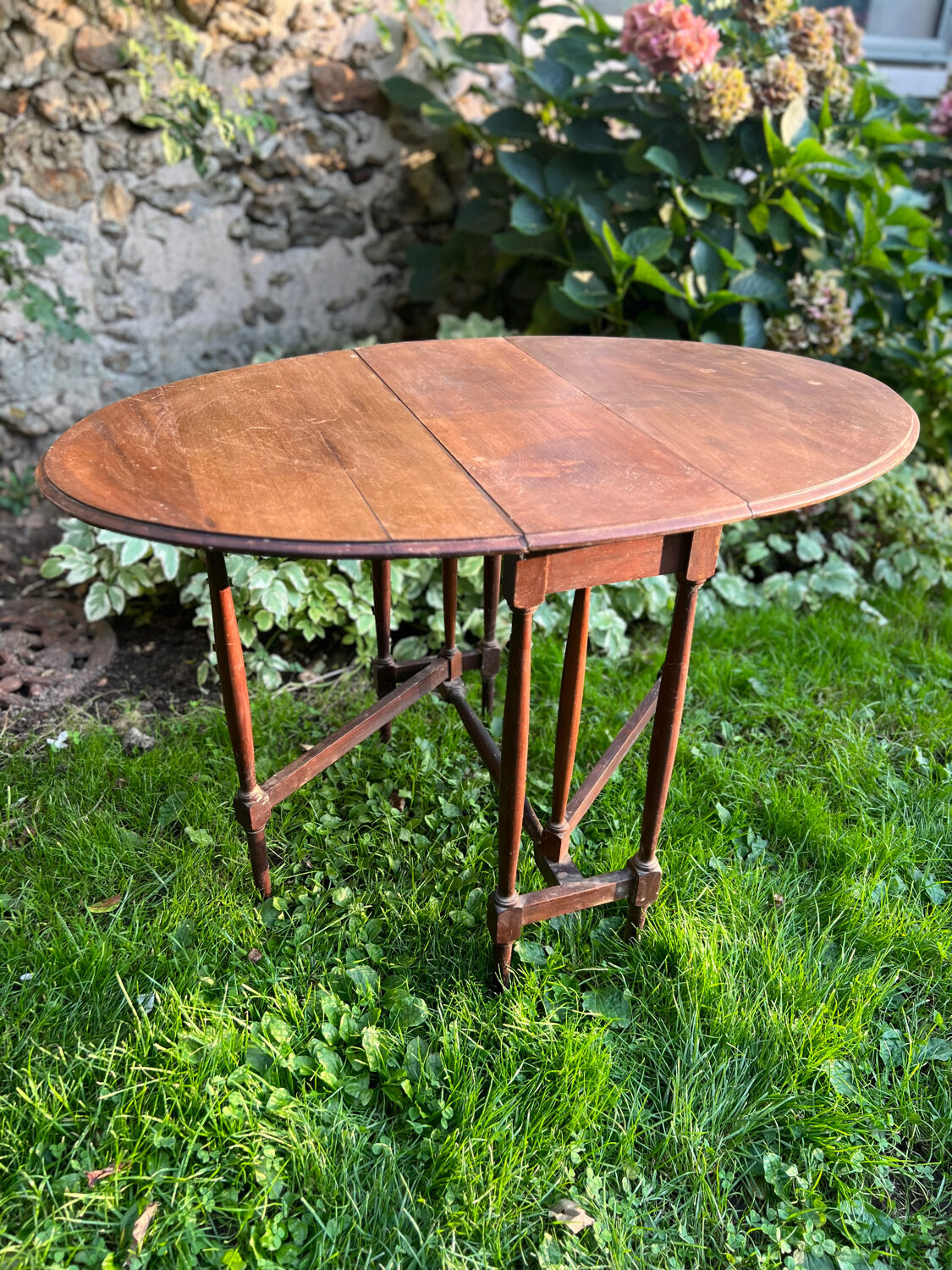 Table d’appoint pliable Gateleg en acajou