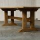 Table de style monastère
