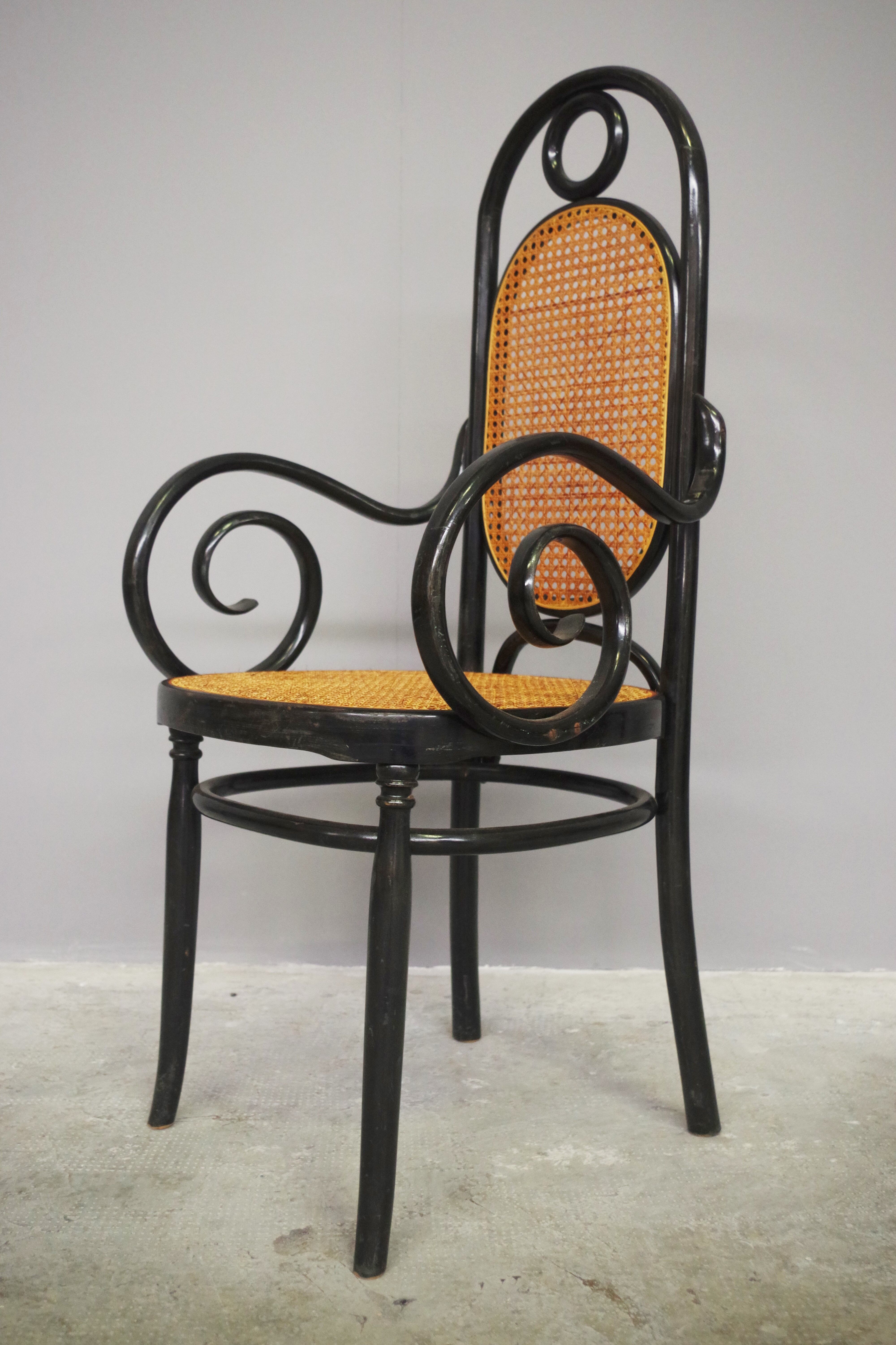 Chairs in curved beech and vienna straw, 1980s, set of 4