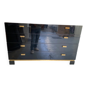Black lacquered chest of drawers