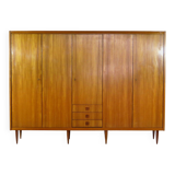 Grand armoire vintage moderne du milieu du siècle à 5 portes en teck, années 1960.