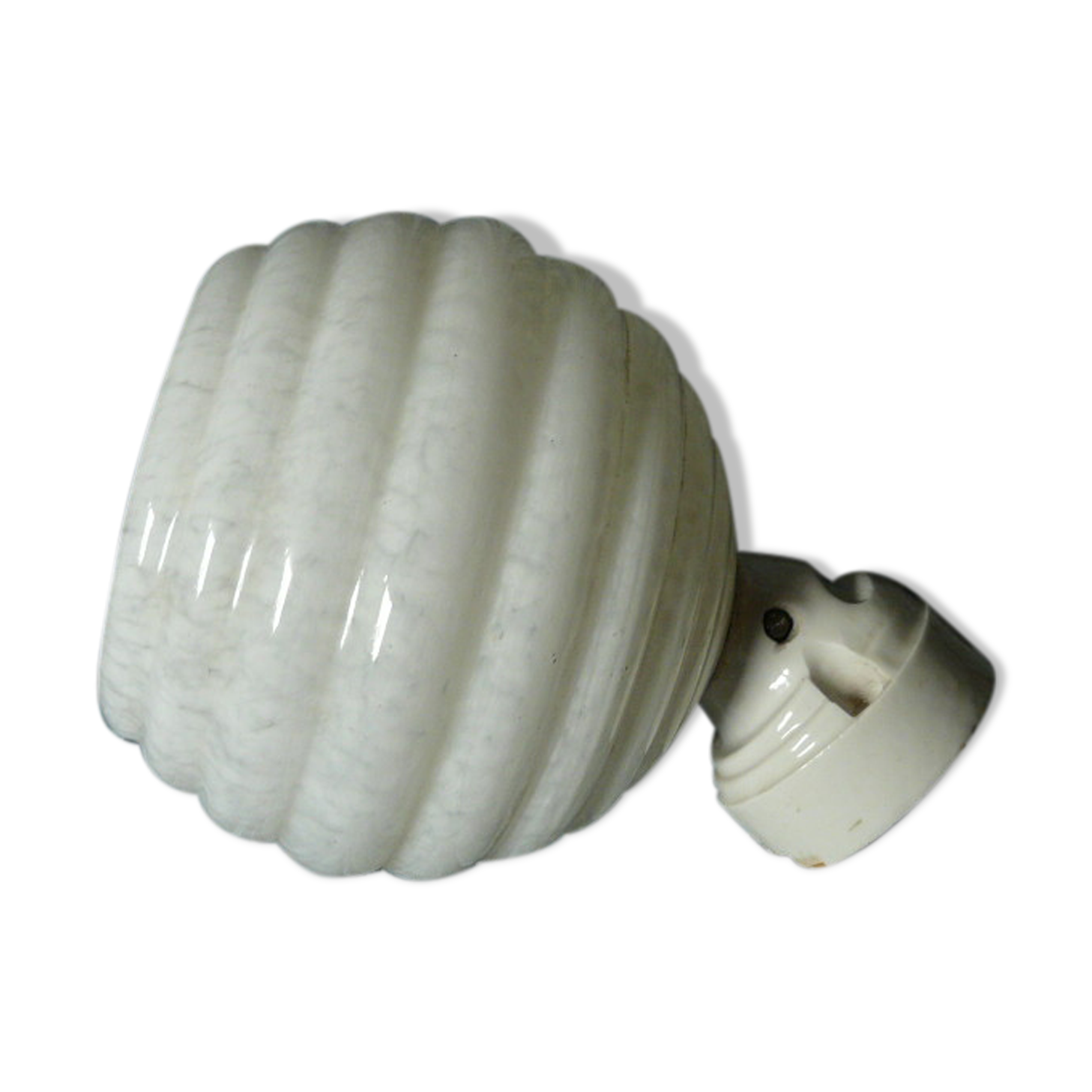 Clichy glass wall lamp with porcelain support 50s