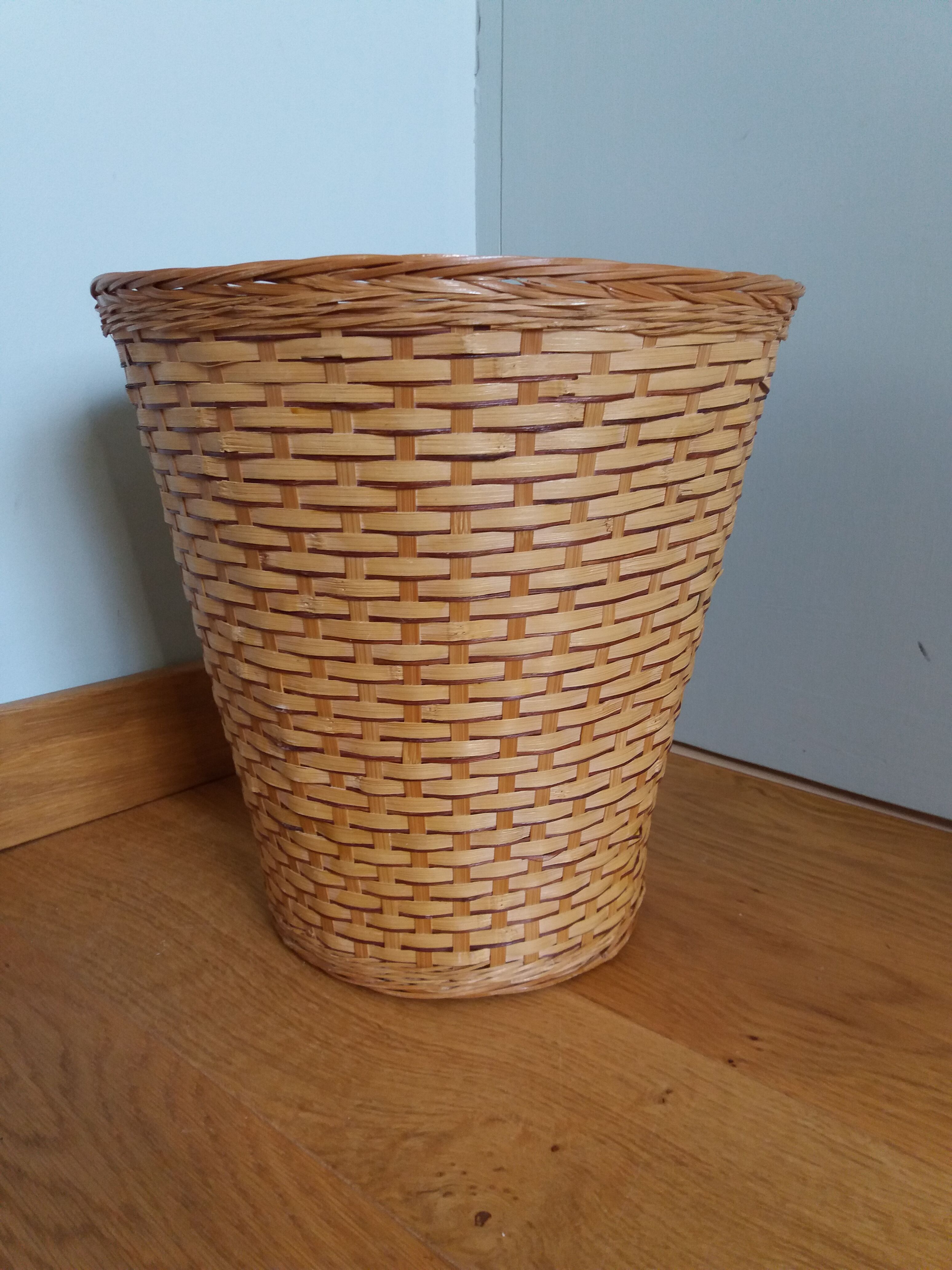 Wicker rattan wastepaper basket