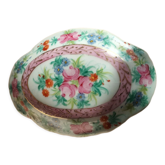 Oval porcelain candy box