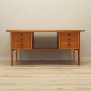 Bureau en frêne, design danois, années 1960, designer : Svend Age Madsen