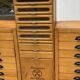 Trio vintage d’armoires en bois de pin allemand