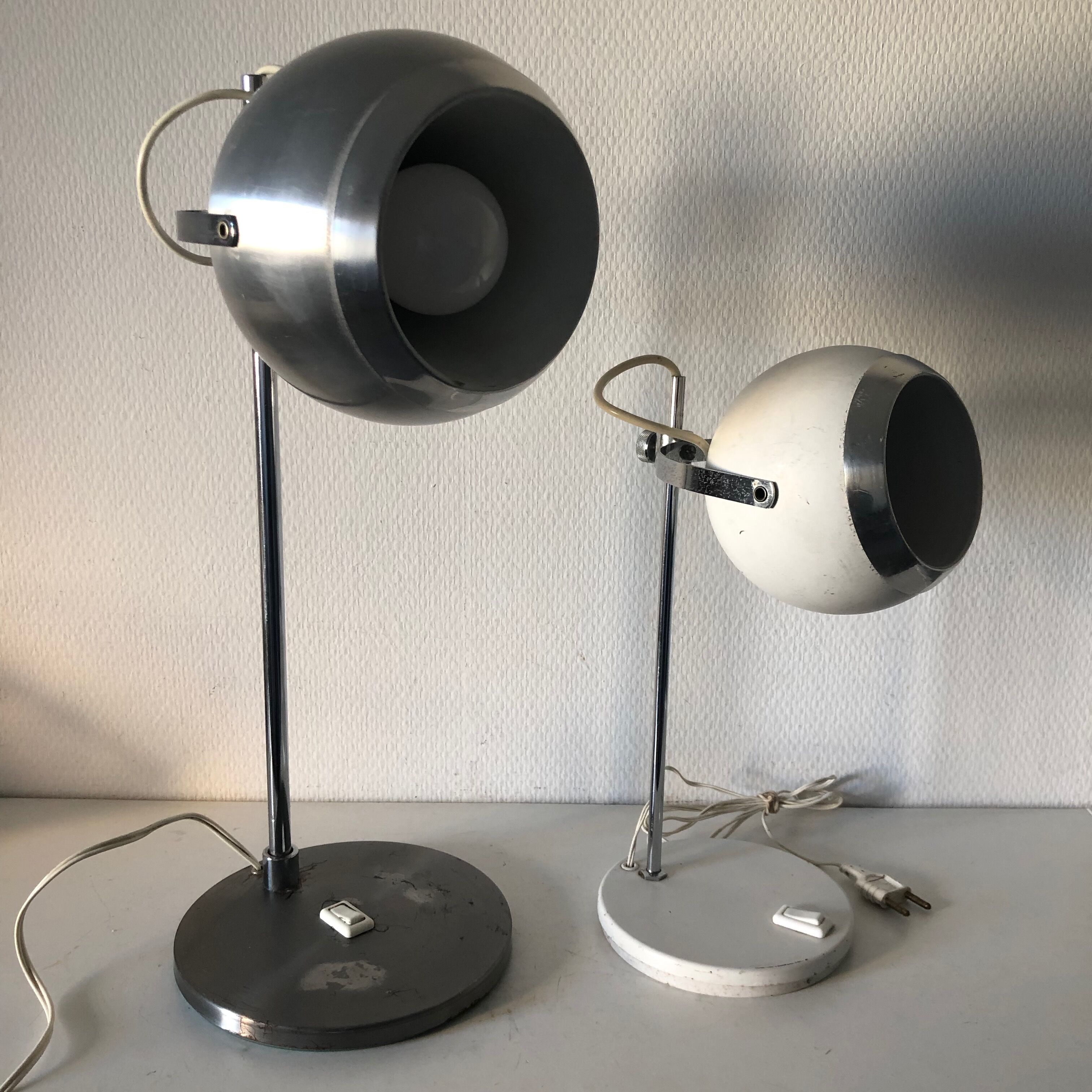Large vintage lamp 1960 brushed steel eyeball - 44 cm