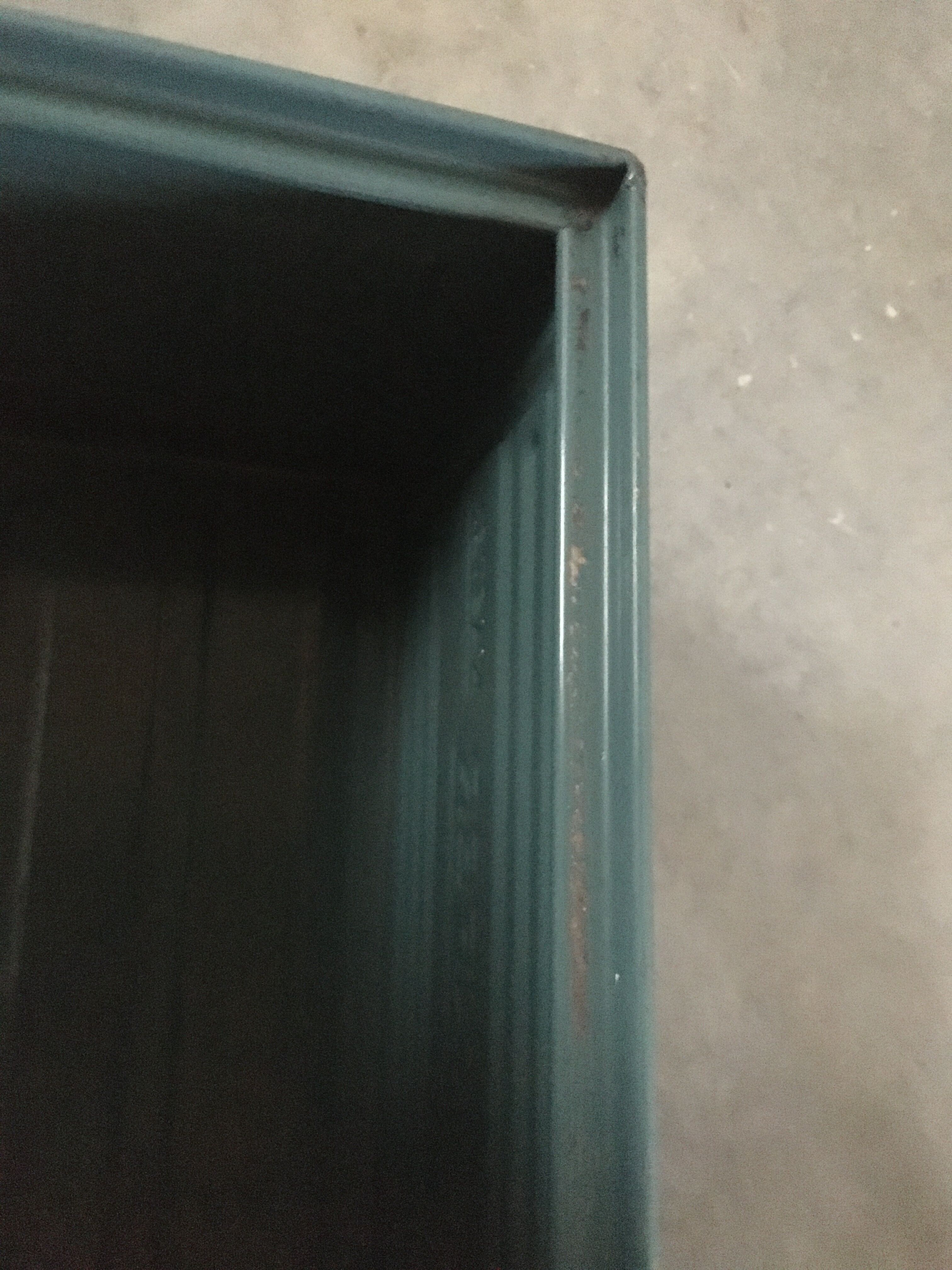 Metal beaked lockers