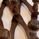 Expandable coat rack