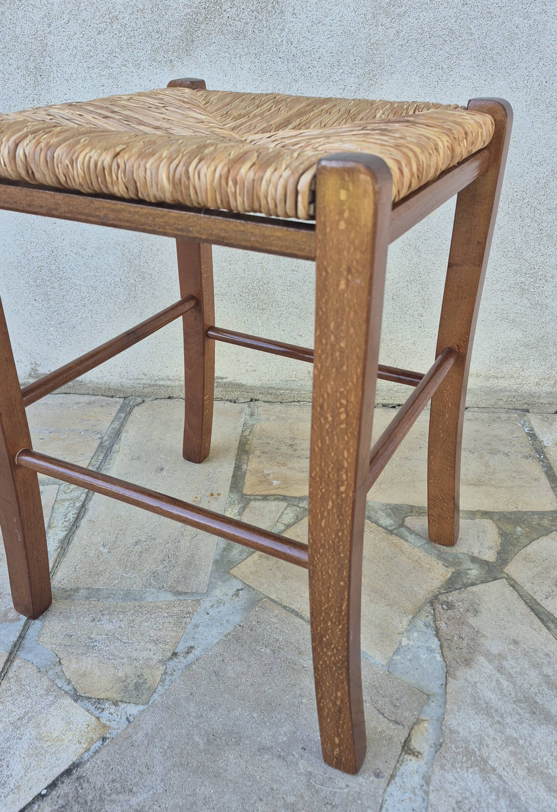 Tabouret paillé Français vintage