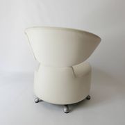 Canta and Aki swivel chairs in leather by Toshiyuki Kita for Cassina