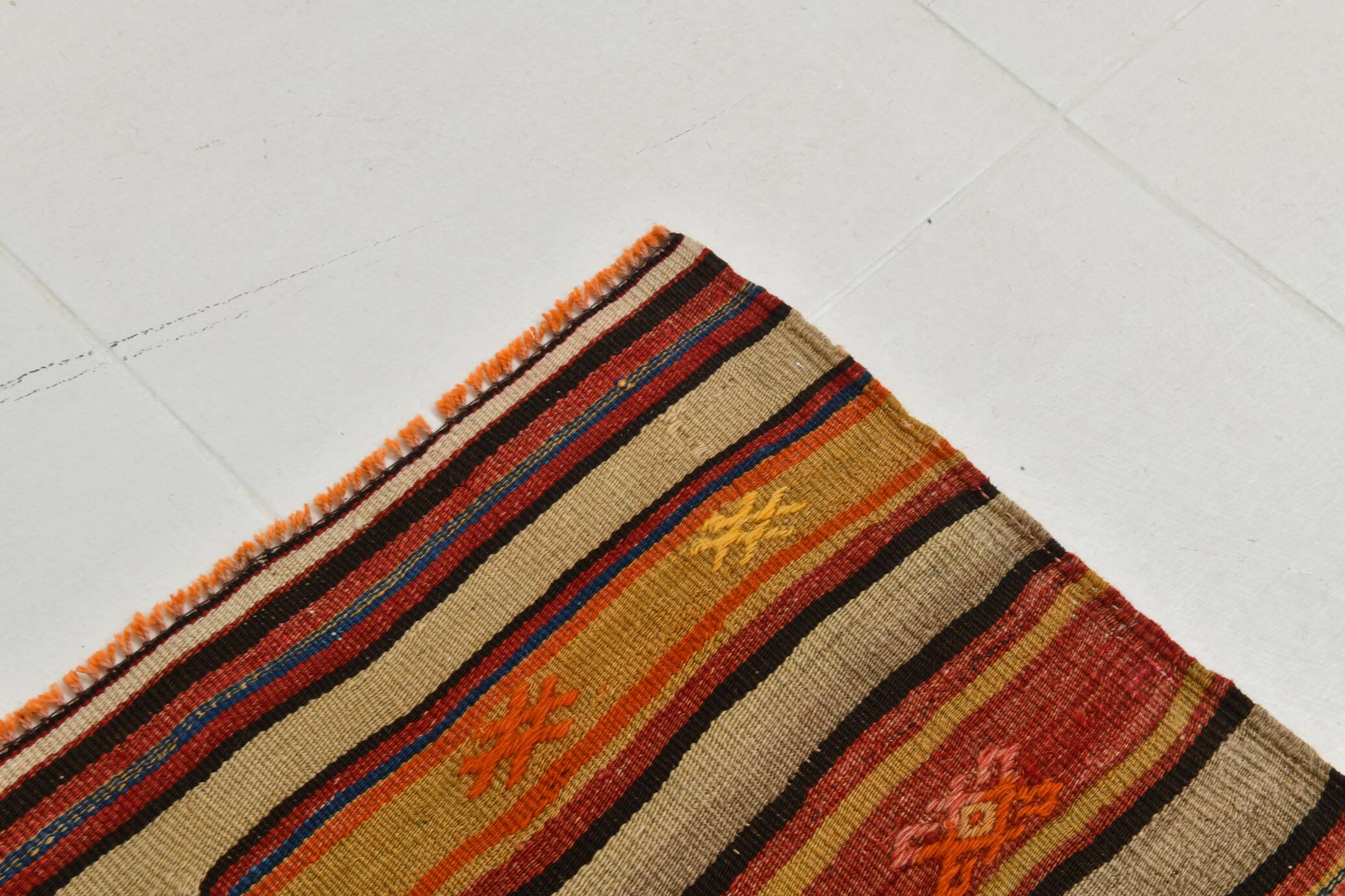 5x8 Wool Kilim Rug, Handwoven Blue & Red Wool Kilim Rug, 143x230Cm