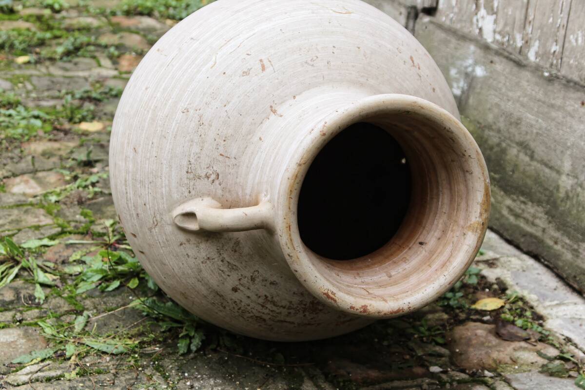Monumental terracotta jar