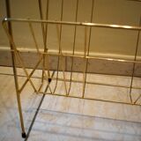 Magazine door with vintage Tablet