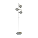 3-ball white and chrome lamppost