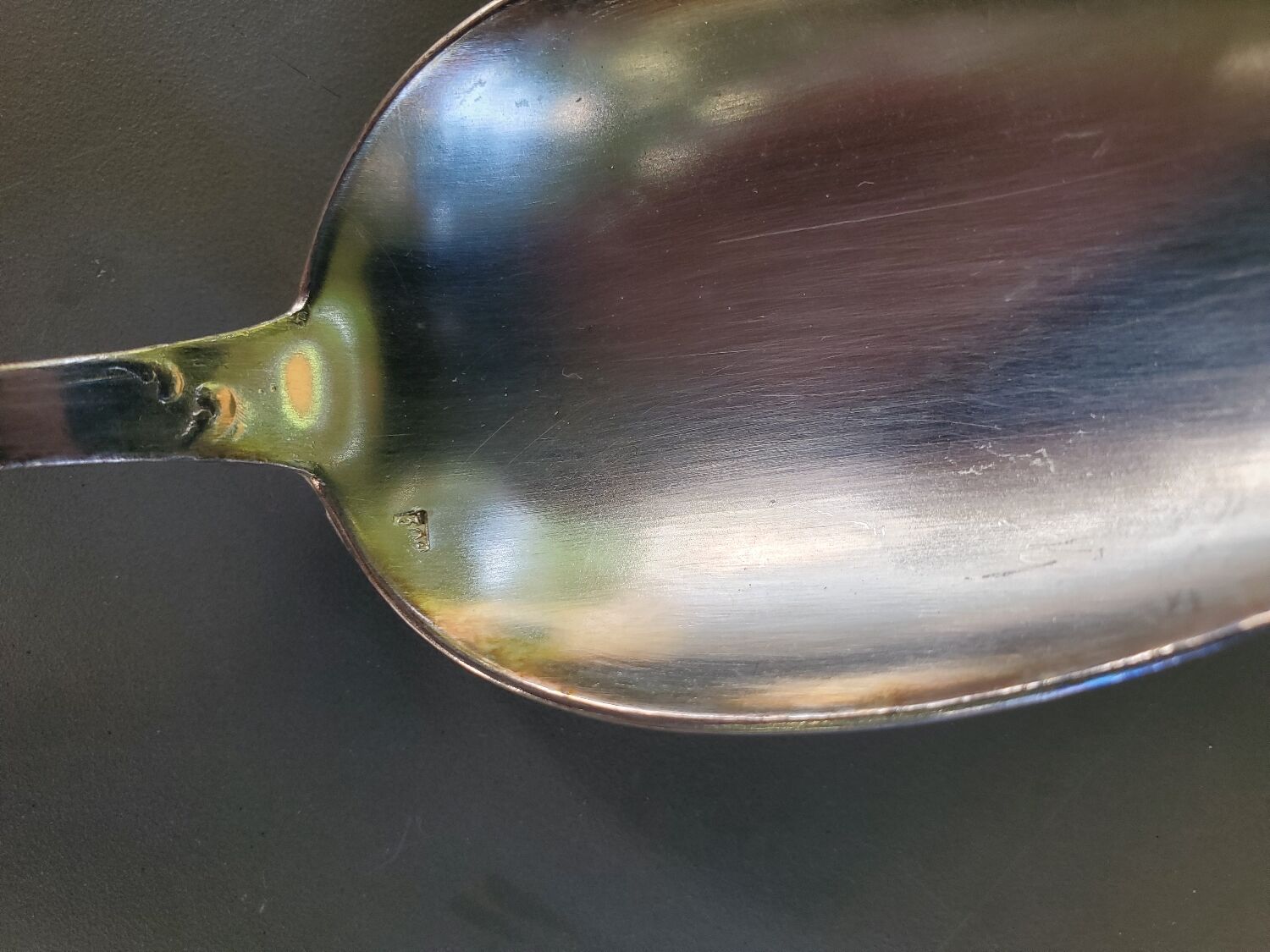 Silver-plated metal cutlery set