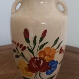Jarre style earthenware vase with flower decor