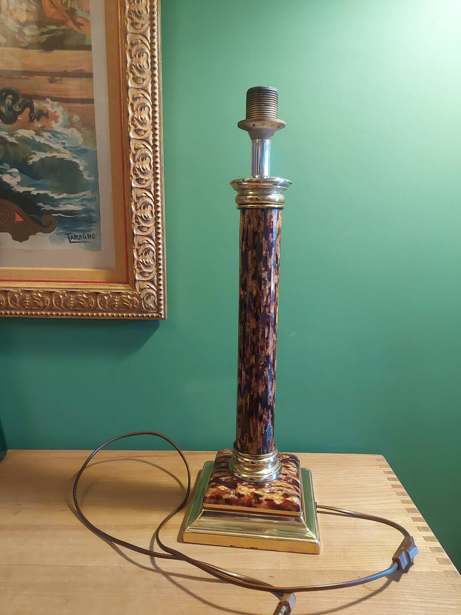 Lamp foot column tortoiseshell way of the house Le Dauphin